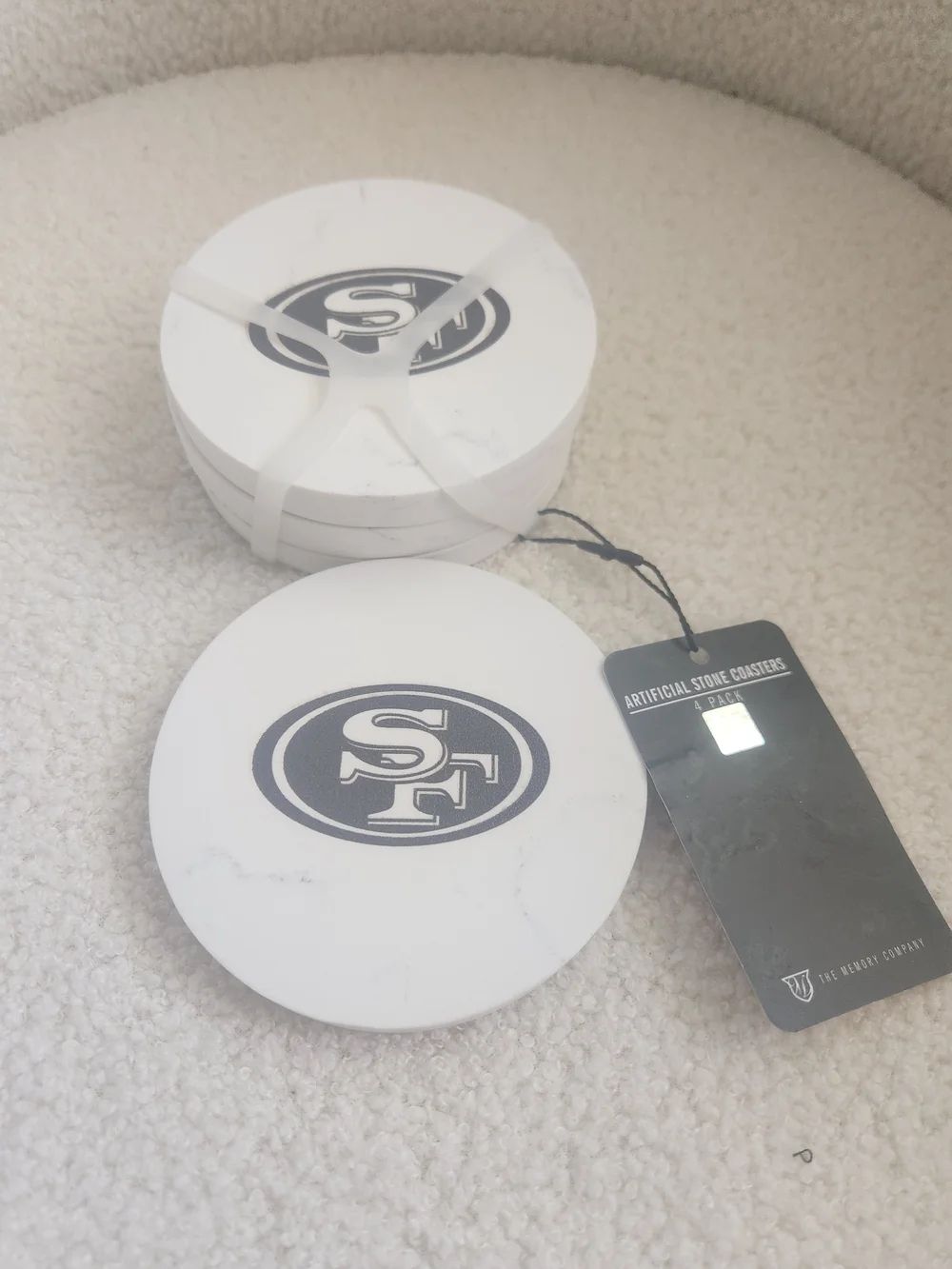 San Francisco 49ers Coaster Set - Marble White Artificial Stone Black SF Logo